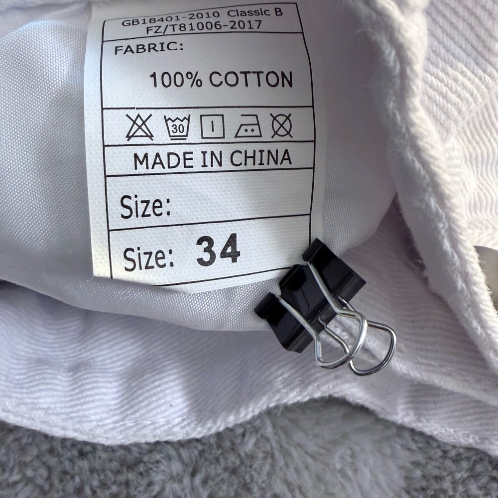 Manfinity White Distressed Ripped Jeans Size 34 - Picture 7 of 7